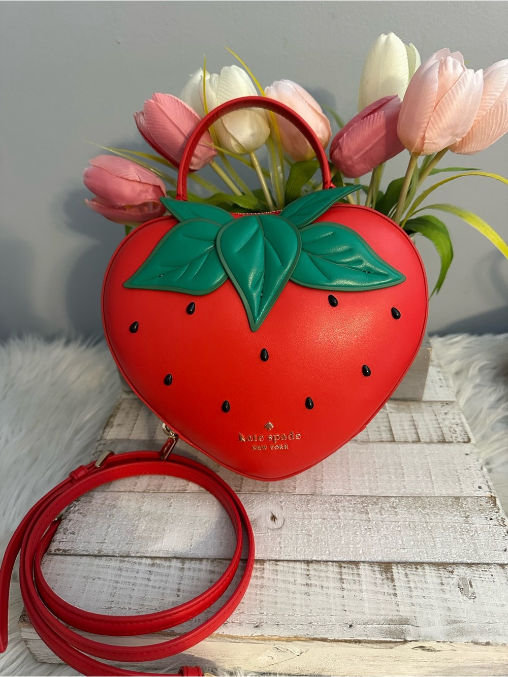Kate spade strawberry 3d crossbody bag